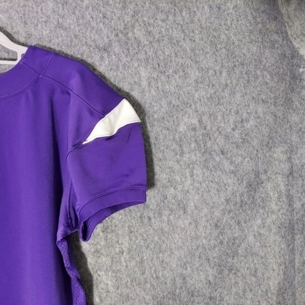 Nike Training‎ Jersey Men Medium Purple Padded Football Short Sleeve Athletic